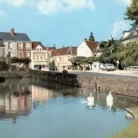Zecamping 3 Etoiles Piscine Chauffee Et Animaux Acceptes 3* Saint-Martin-du-Vieux-Belleme