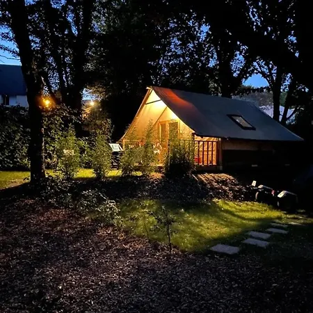 Campingplatz Zecamping 3 Etoiles Piscine Chauffee Et Animaux Acceptes