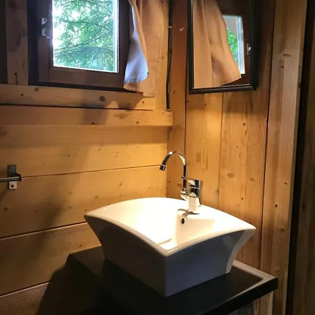 Zecamping 3 Piscine Chauffee Et Animaux Acceptes 3*